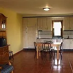 Casona Rural Los Trobos * Villar de Otero