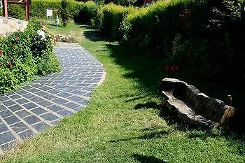 Casona Rural Los Trobos Otel *