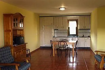 Casona Rural Los Trobos * Villar de Otero