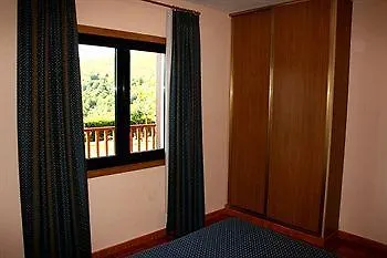 Casona Rural Los Trobos * Villar de Otero