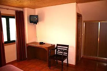 Casona Rural Los Trobos Otel Villar de Otero